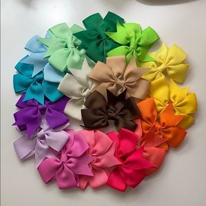 17 different colored bows